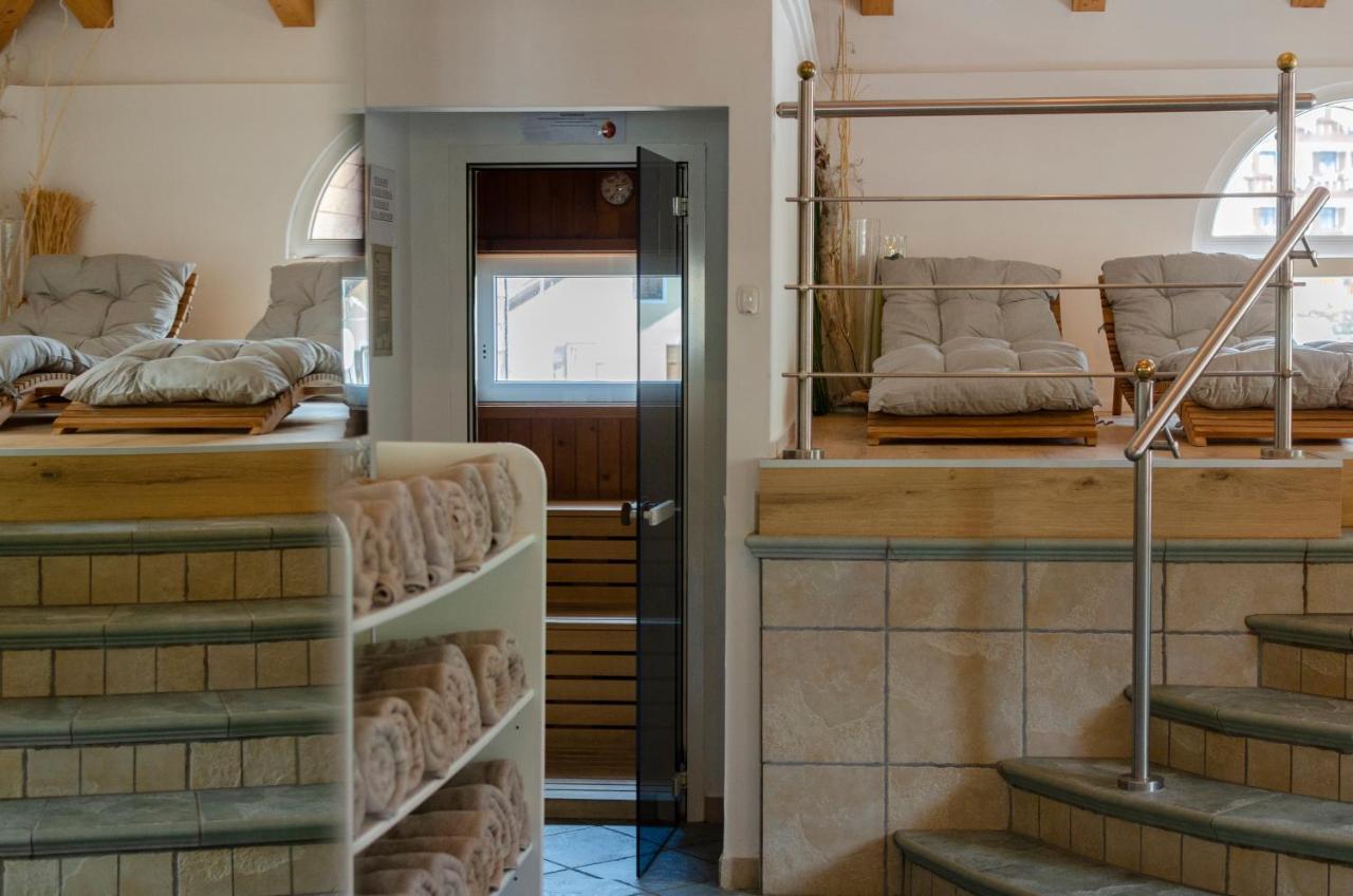 Hotel Faloria Моена Екстериор снимка