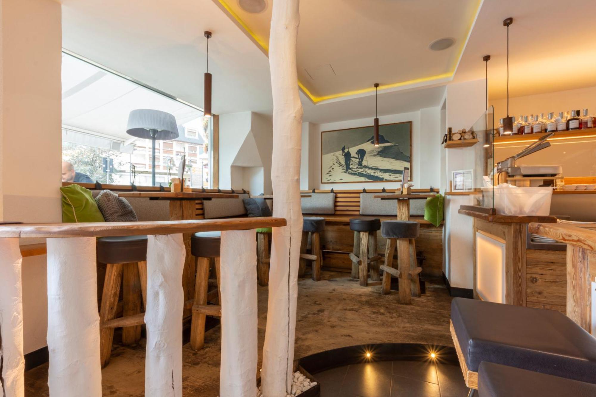 Hotel Faloria Моена Екстериор снимка