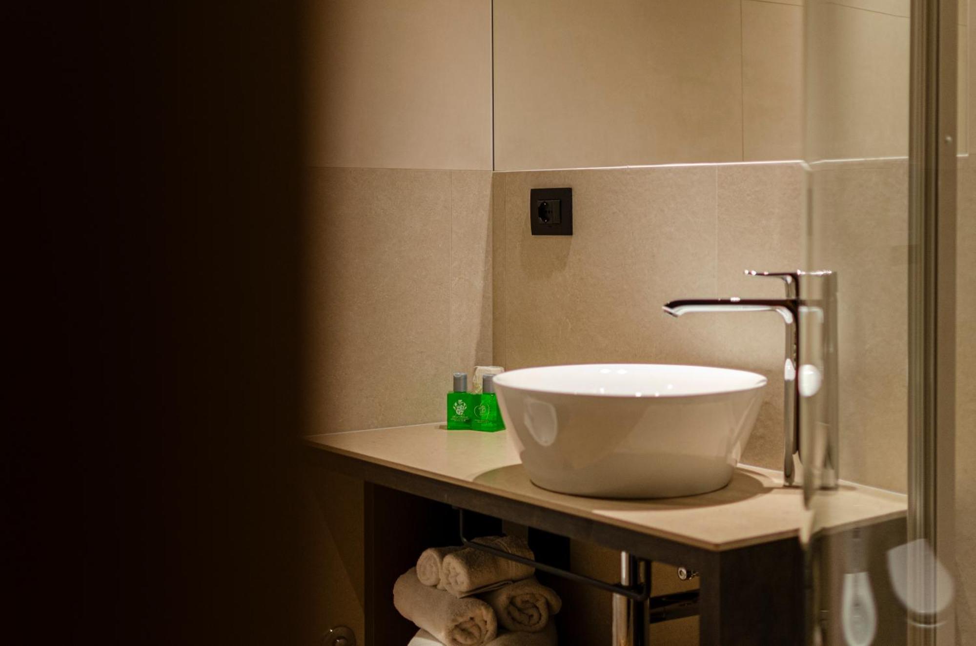 Hotel Faloria Моена Екстериор снимка
