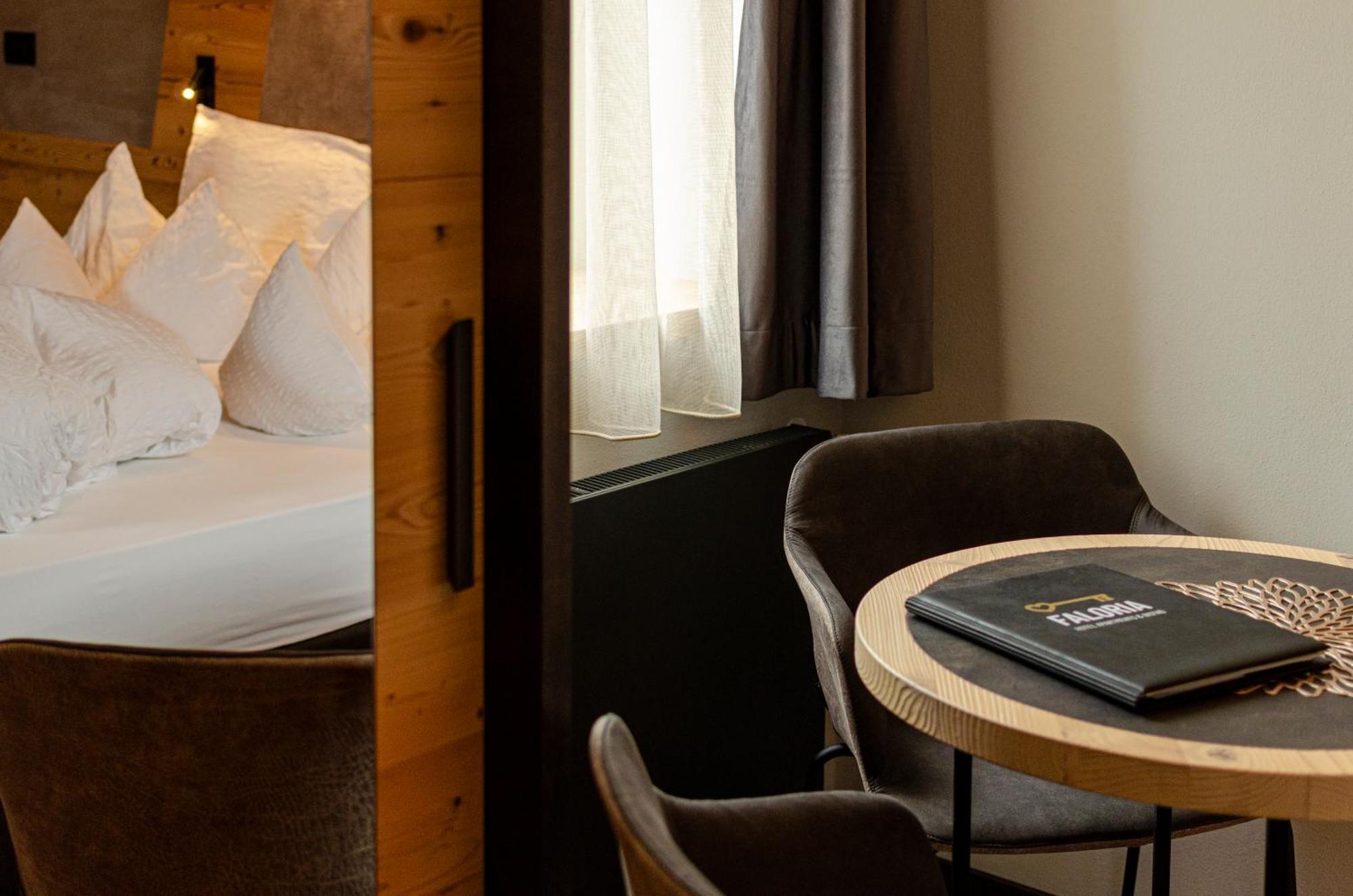 Hotel Faloria Моена Екстериор снимка