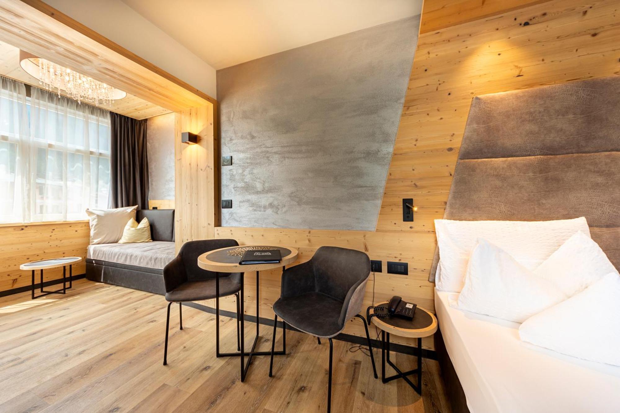 Hotel Faloria Моена Екстериор снимка